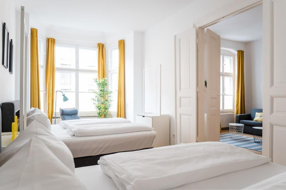 At Rosenthaler Platz Appartement *